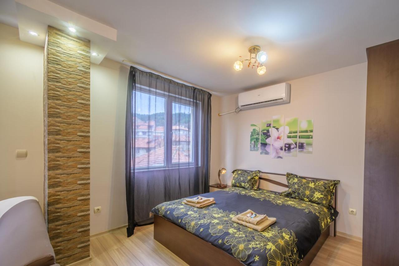 Cozy & Delightful Apart & Aubg & Free Garage Parking Blagoevgrad Exterior photo